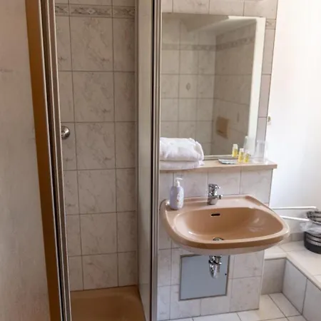 Szálloda Hotel-restaurant Am Weissen Turm Self Check-in Rothenburg ob der Tauber