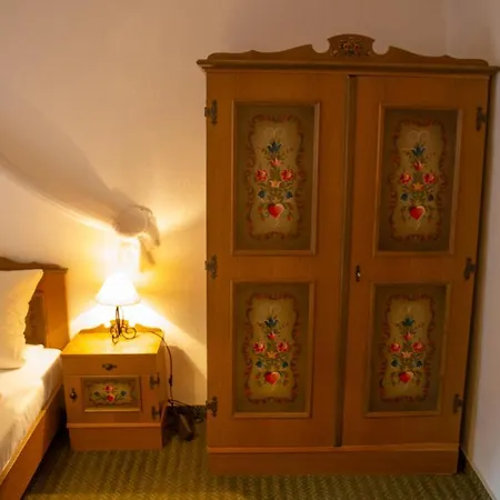 Hotel Gaestehaus Am Weissen Turm Rothenburg ob der Tauber