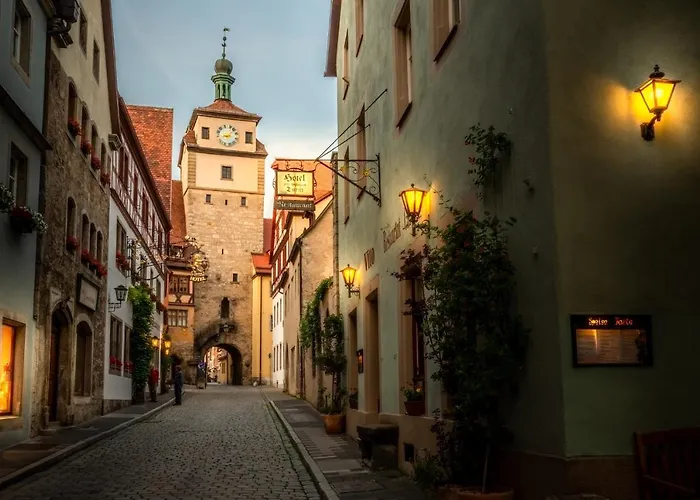 Am Weissen Turm 2* روتنبورغ أوب در تاوبر