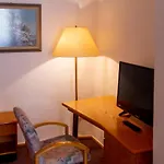 Am Weissen Turm Hotel 2*