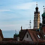 Am Weissen Turm 2*