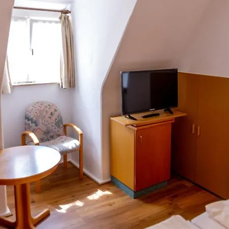 Hotel-restaurant Am Weissen Turm Self Check-in فندق روتنبورغ أوب در تاوبر