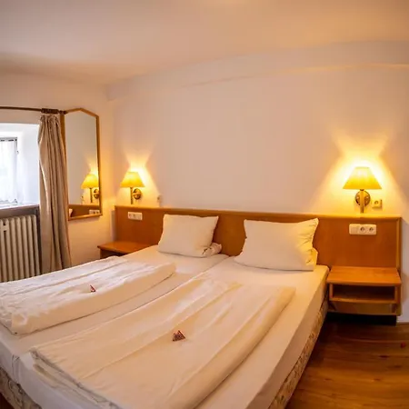 Hotel Hotel-restaurant Am Weissen Turm Self Check-in 2*