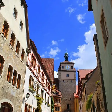 Hotel-restaurant Am Weissen Turm Self Check-in فندق روتنبورغ أوب در تاوبر