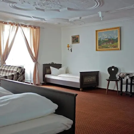 Gaestehaus Am Weissen Turm فندق روتنبورغ أوب در تاوبر