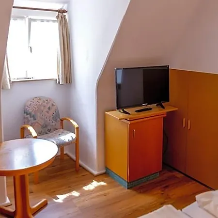 Hotel-restaurant Am Weissen Turm Self Check-in 2* روتنبورغ أوب در تاوبر