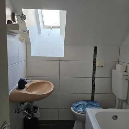 Hotel-restaurant Am Weissen Turm Self Check-in מלון 2*