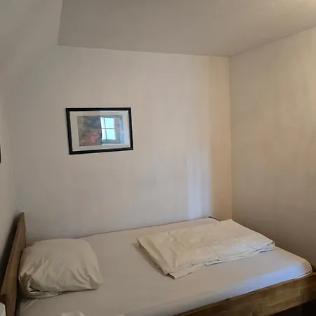 Hotel-restaurant Am Weissen Turm Self Check-in מלון רוטנבורג אוב דר טאובר